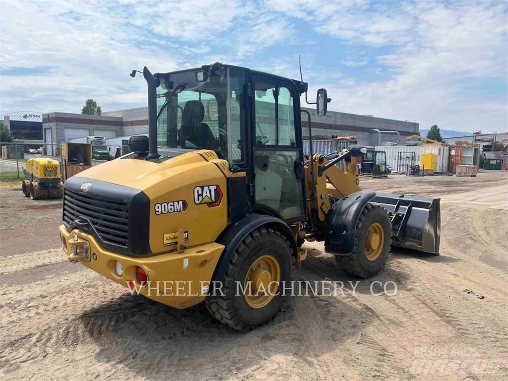 CAT 906M Фронтальні навантажувачі