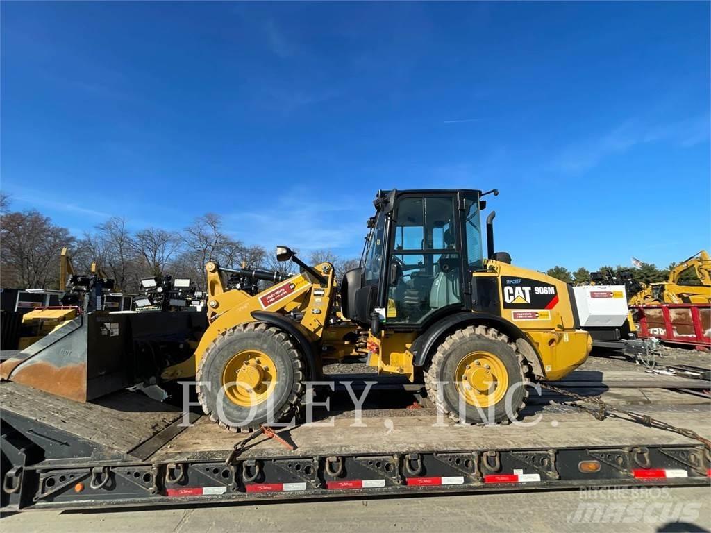CAT 906M Фронтальні навантажувачі