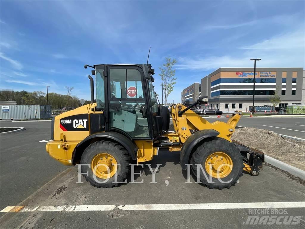 CAT 906M Фронтальні навантажувачі