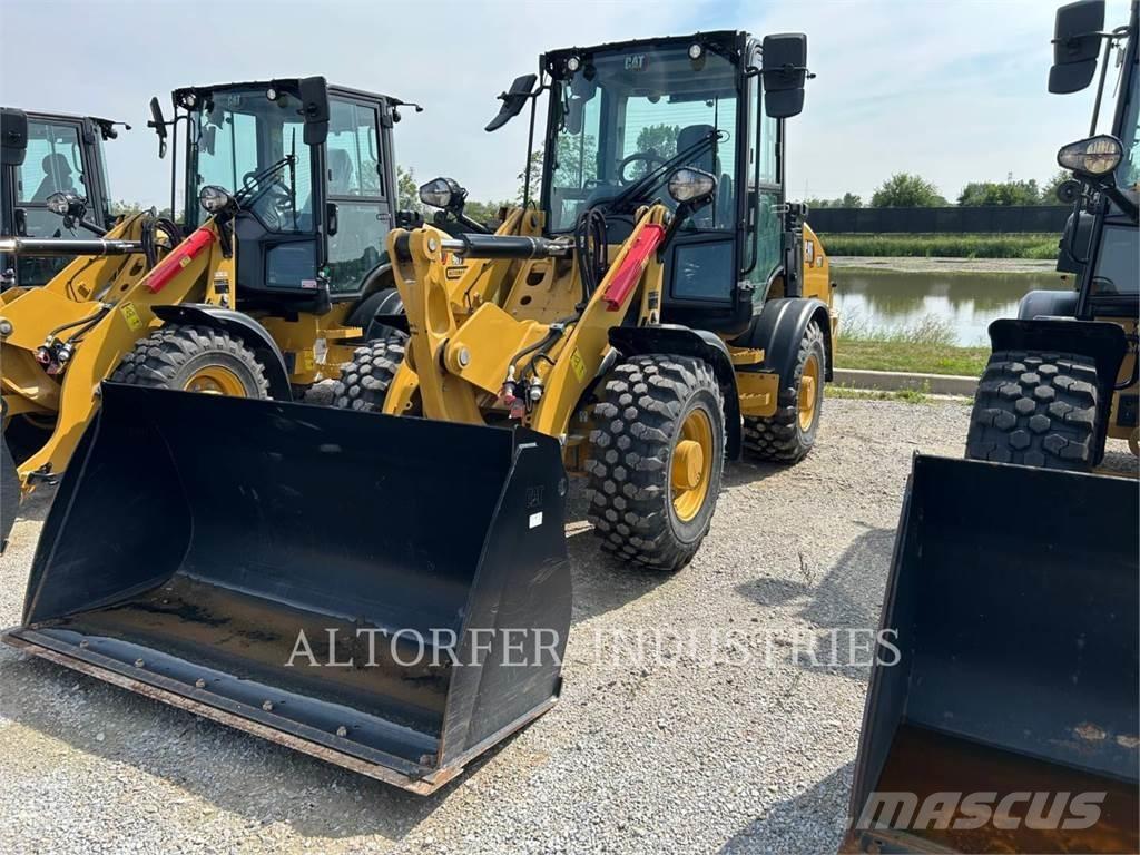 CAT 907-14 Фронтальні навантажувачі