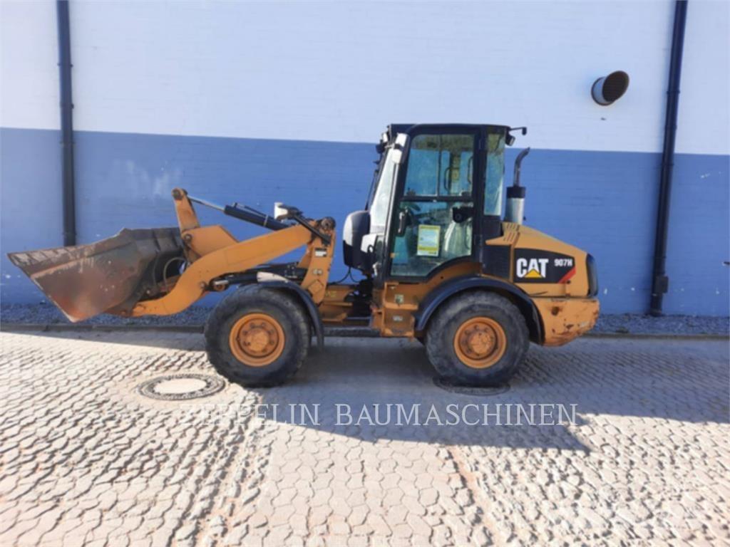 CAT 907H Фронтальні навантажувачі
