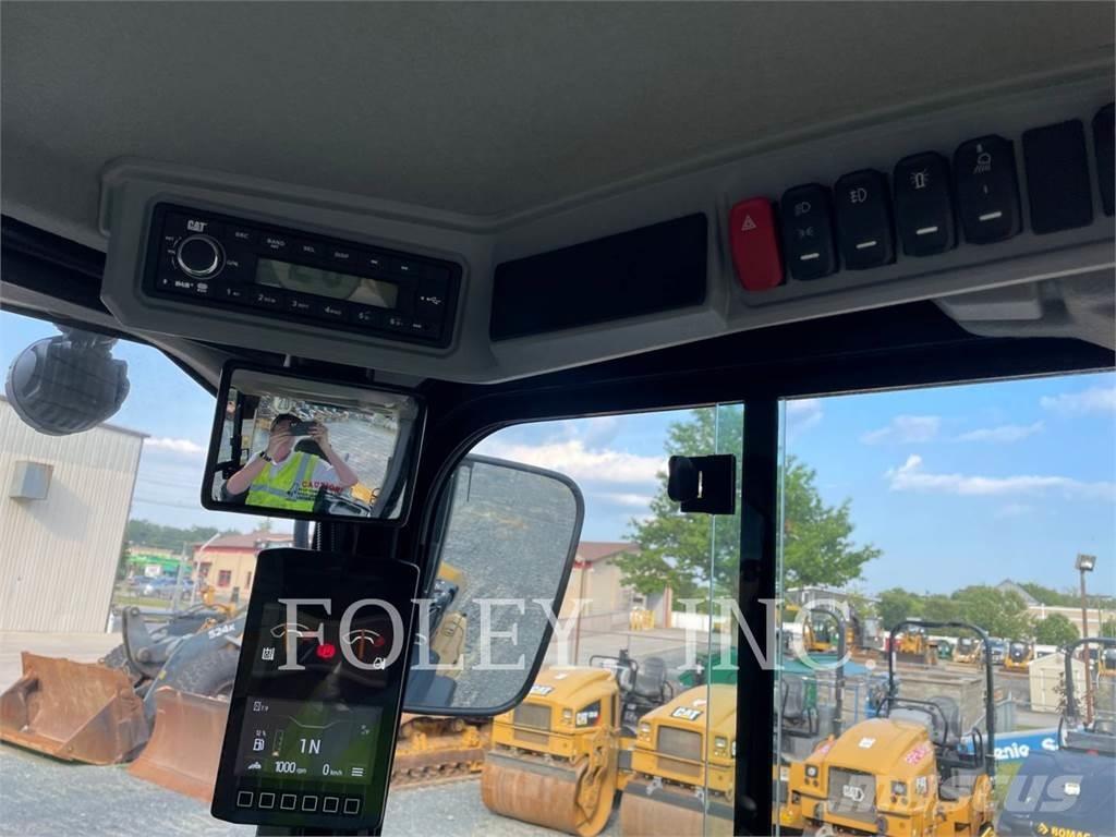 CAT 908-14 Фронтальні навантажувачі