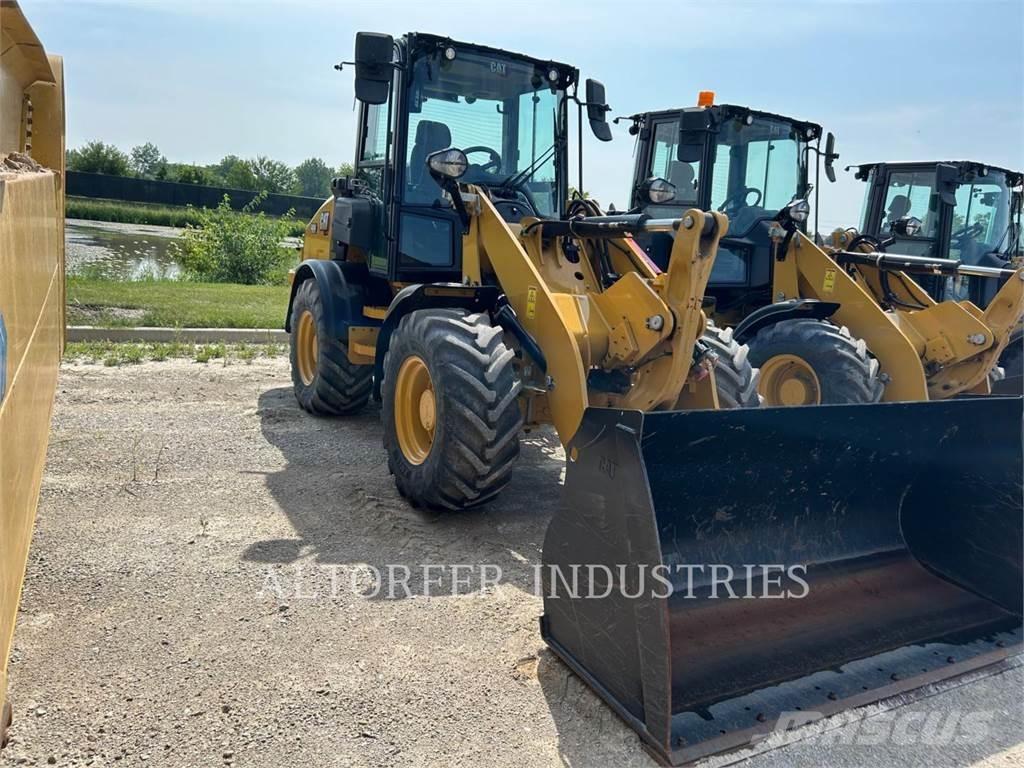 CAT 908-14 Фронтальні навантажувачі