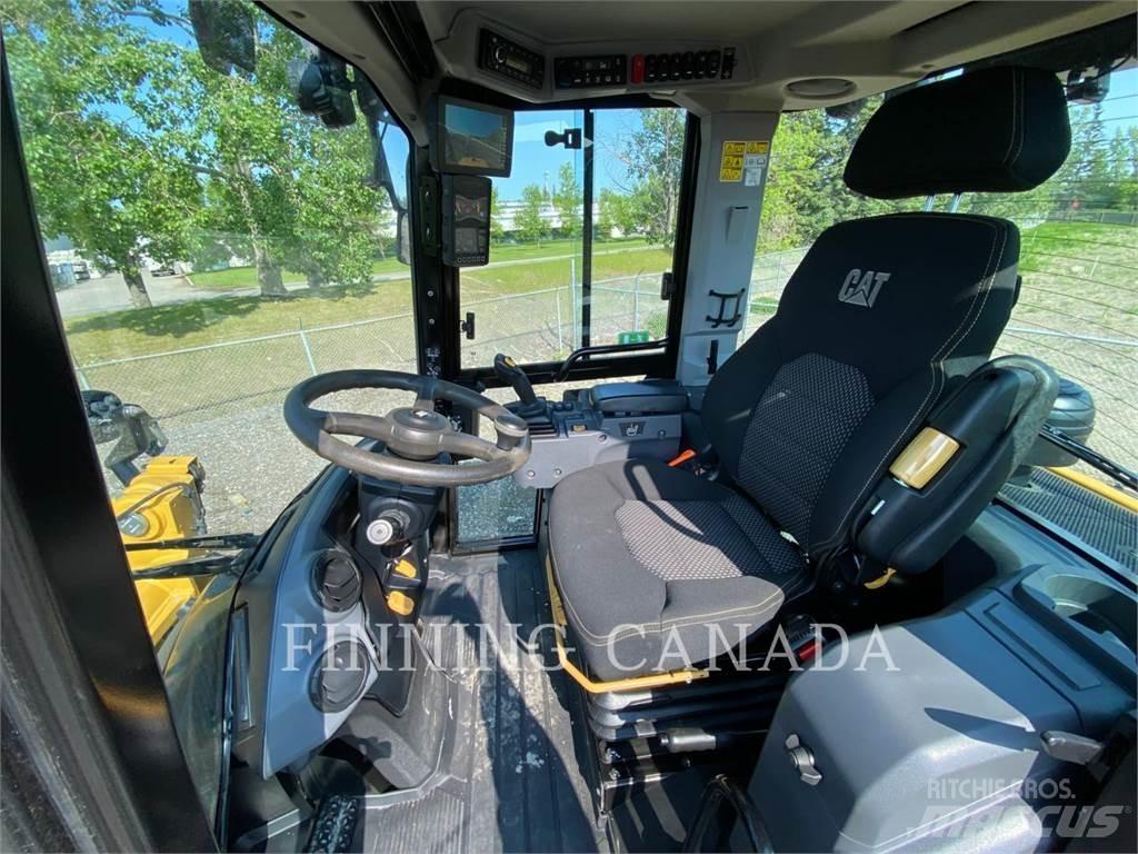 CAT 908-14 Фронтальні навантажувачі