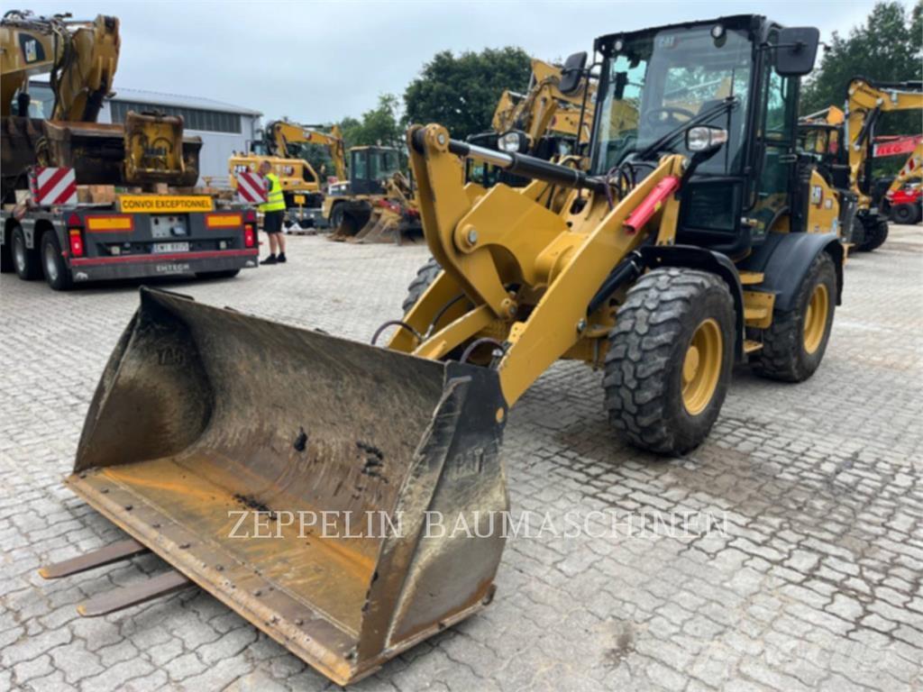 CAT 908-14 Фронтальні навантажувачі