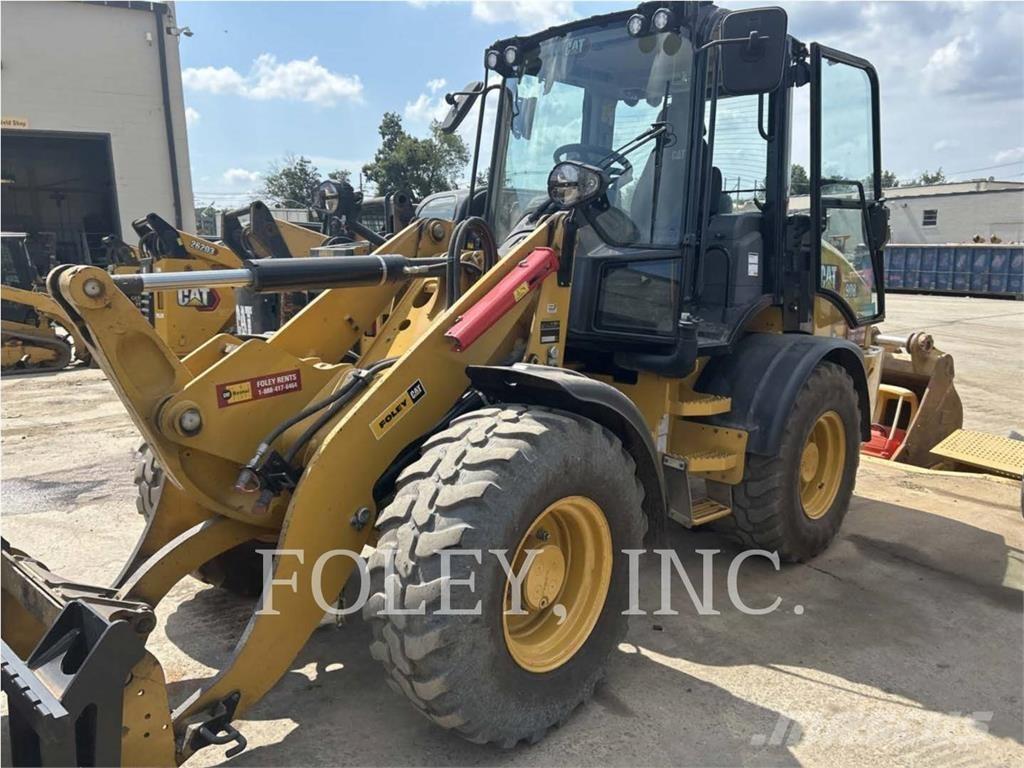 CAT 908-14 Фронтальні навантажувачі
