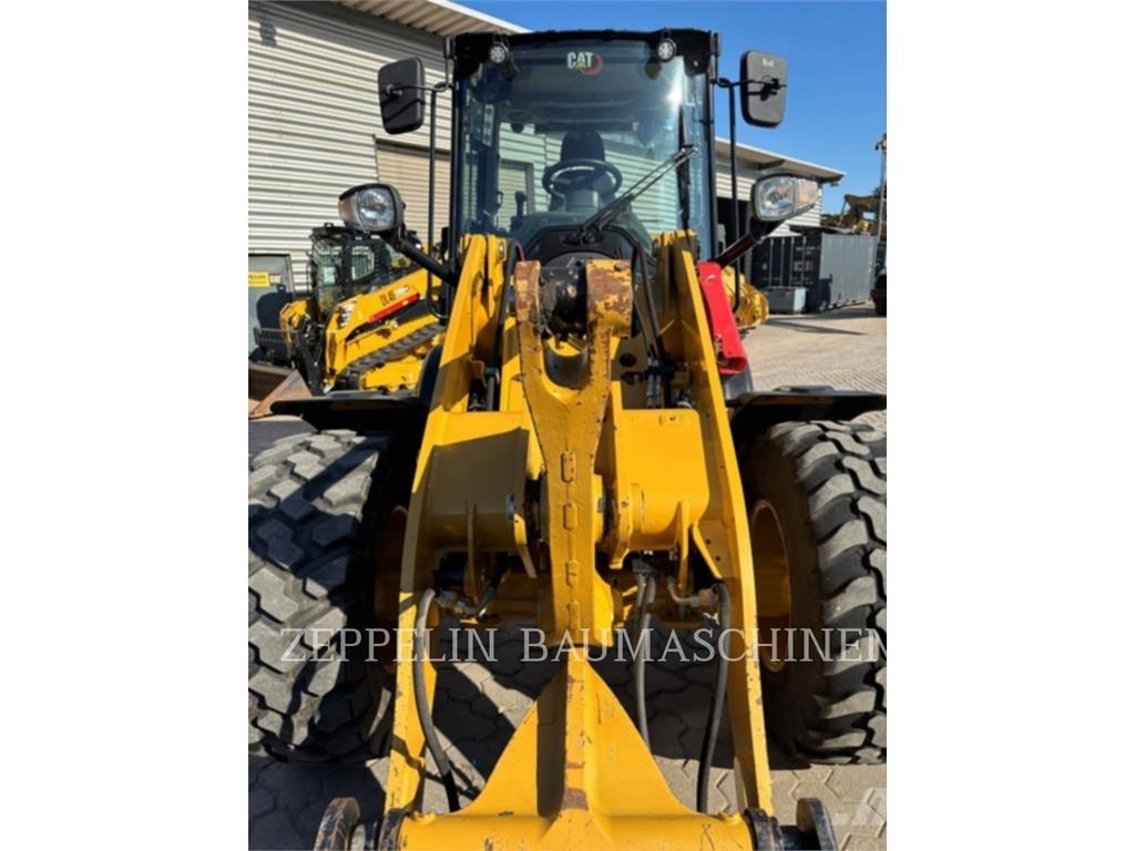 CAT 908-14 Фронтальні навантажувачі