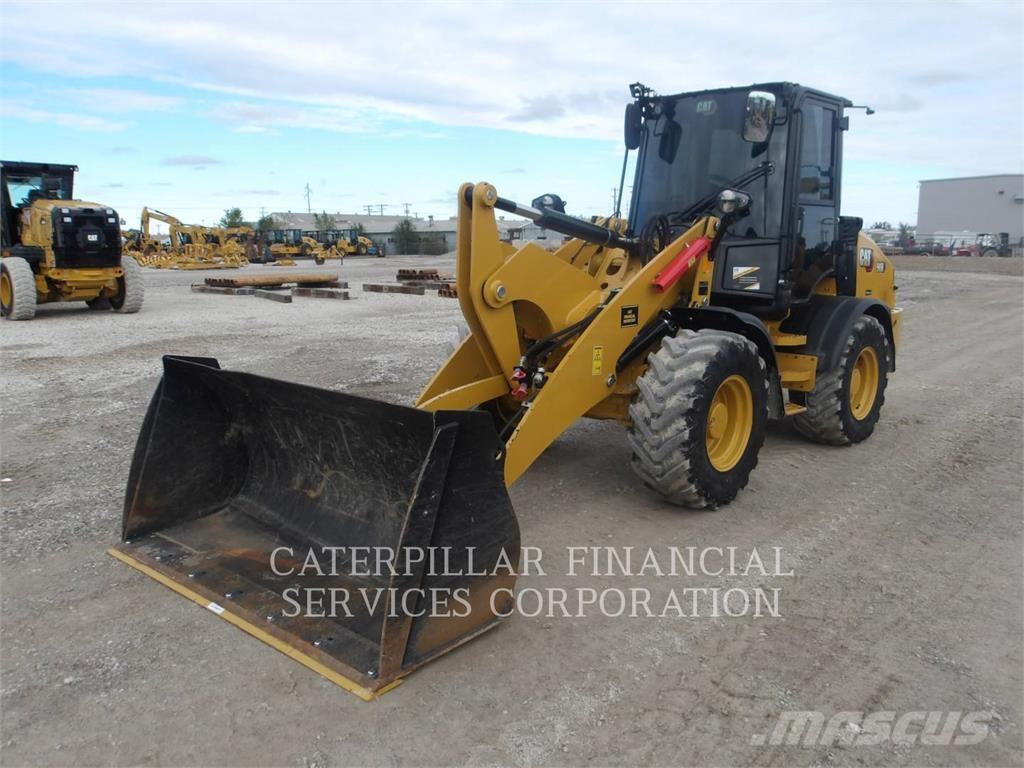 CAT 908-14 Фронтальні навантажувачі