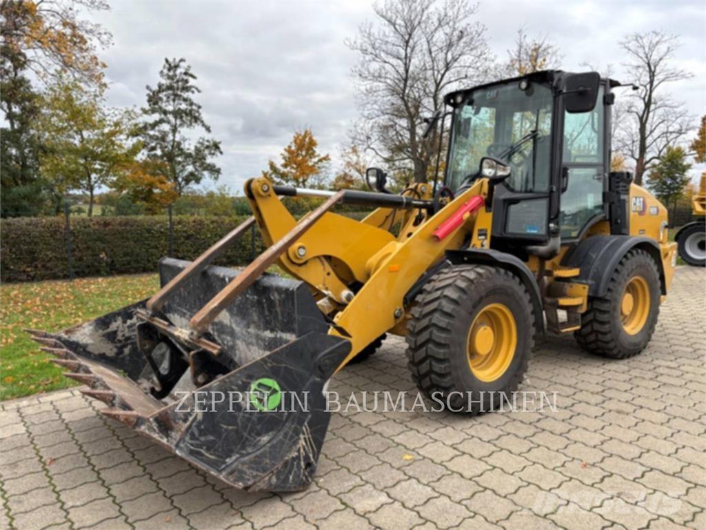 CAT 908-14 Фронтальні навантажувачі