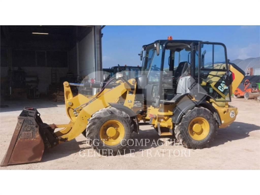 CAT 908 M Фронтальні навантажувачі