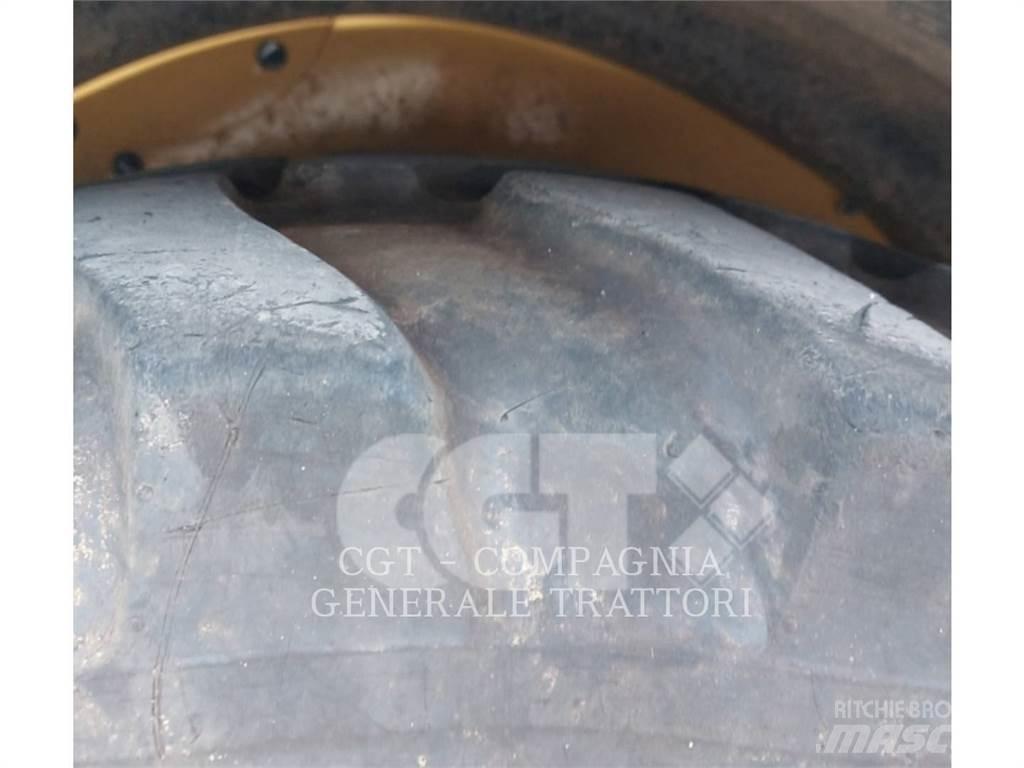 CAT 908 M Фронтальні навантажувачі