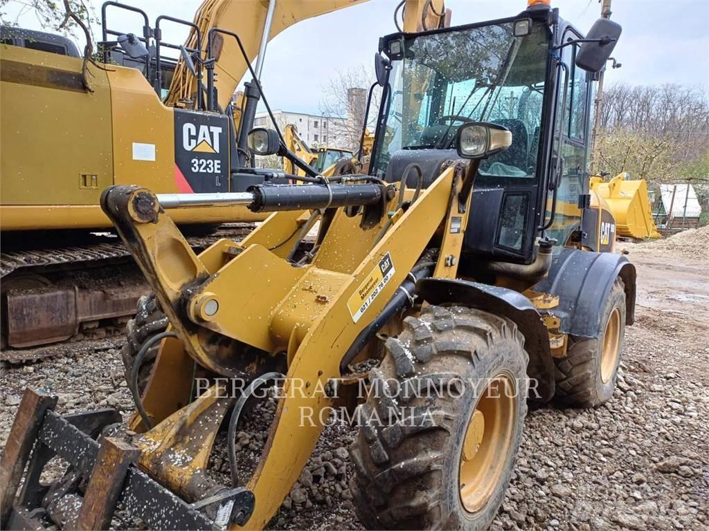 CAT 908H2 Фронтальні навантажувачі