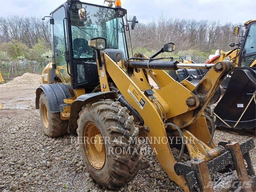 CAT 908H2 Фронтальні навантажувачі