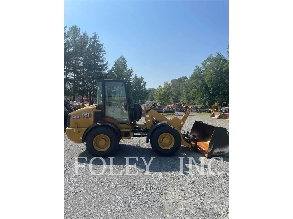 CAT 908M Фронтальні навантажувачі