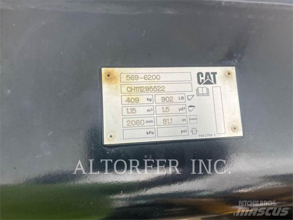 CAT 908M Малі навантажувачі