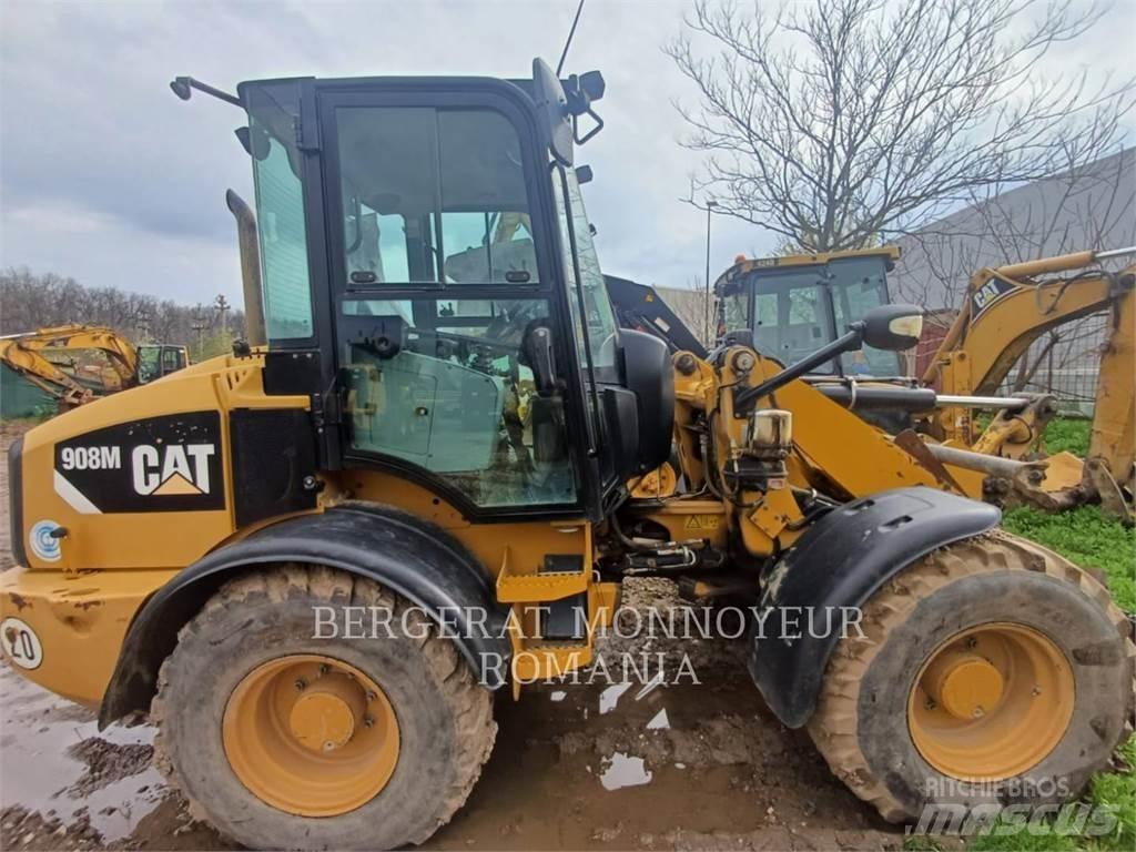 CAT 908M Фронтальні навантажувачі