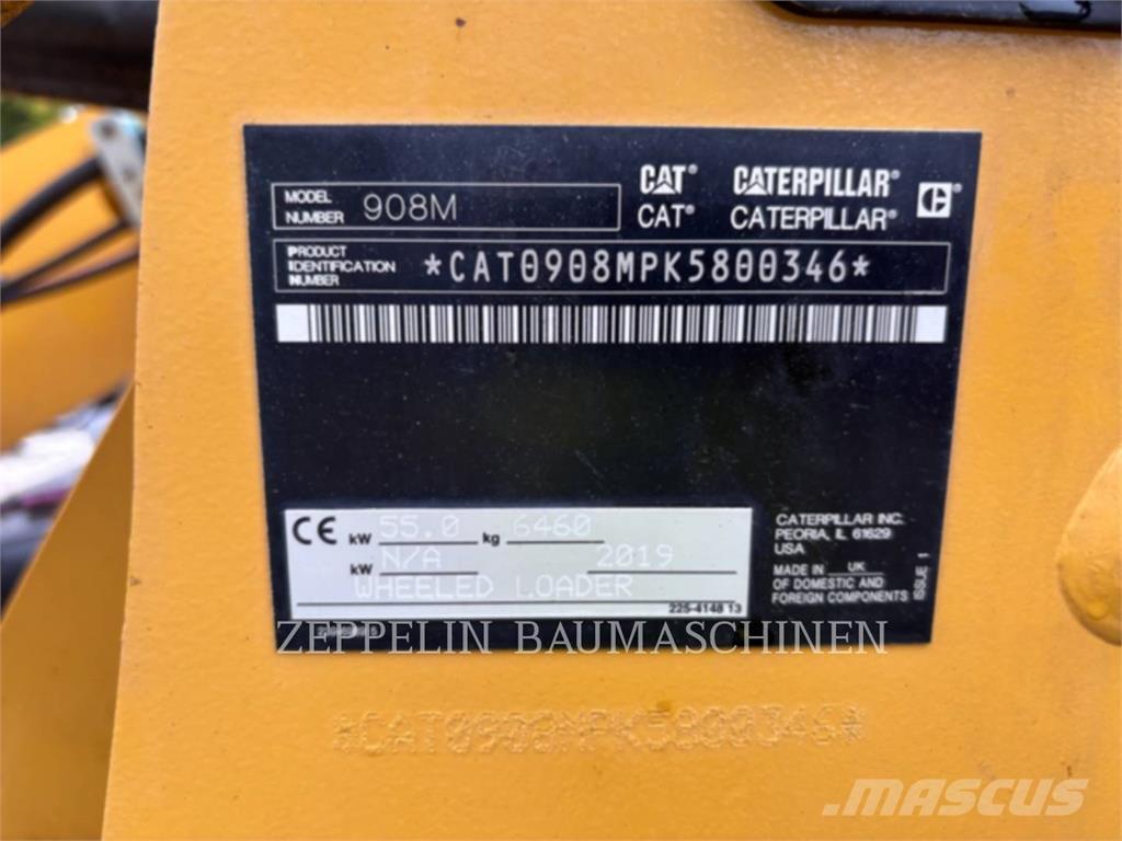 CAT 908M Фронтальні навантажувачі