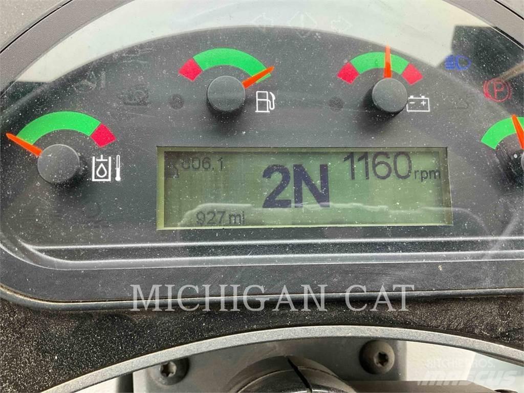 CAT 908M ARW Фронтальні навантажувачі