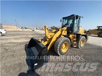 CAT 910 Фронтальні навантажувачі