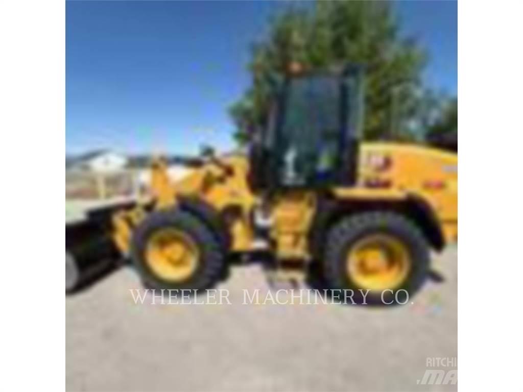 CAT 910 Фронтальні навантажувачі