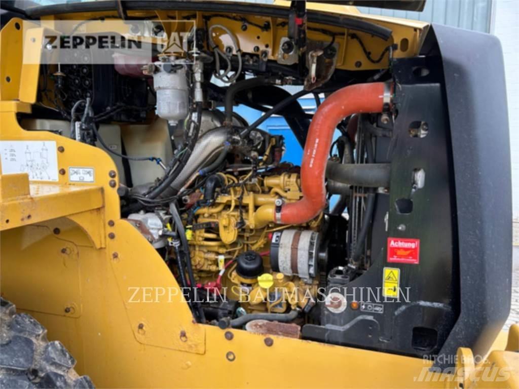 CAT 910-14A Фронтальні навантажувачі