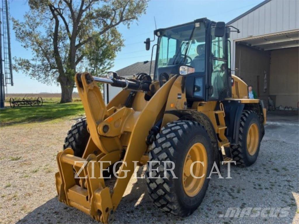 CAT 910K Фронтальні навантажувачі