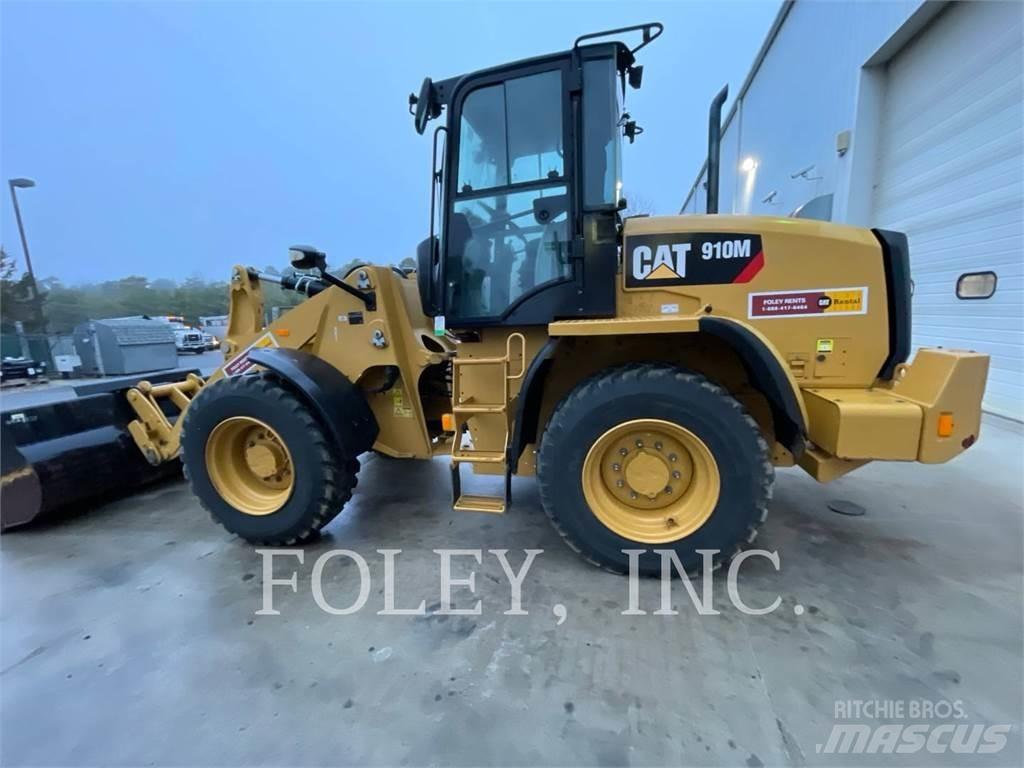 CAT 910M Фронтальні навантажувачі