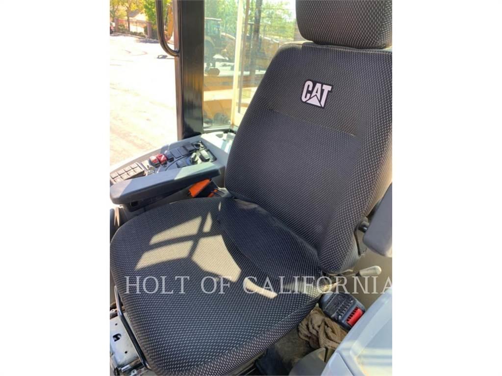 CAT 914 Фронтальні навантажувачі