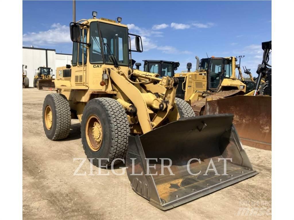 CAT 916 Фронтальні навантажувачі