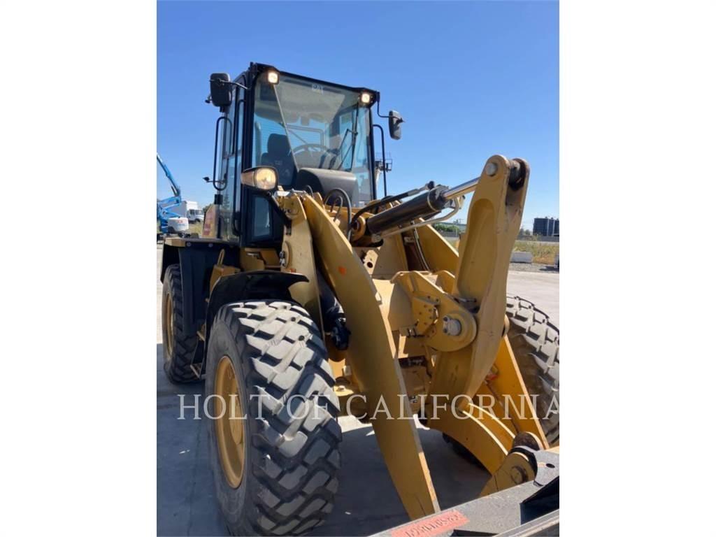 CAT 918 Фронтальні навантажувачі