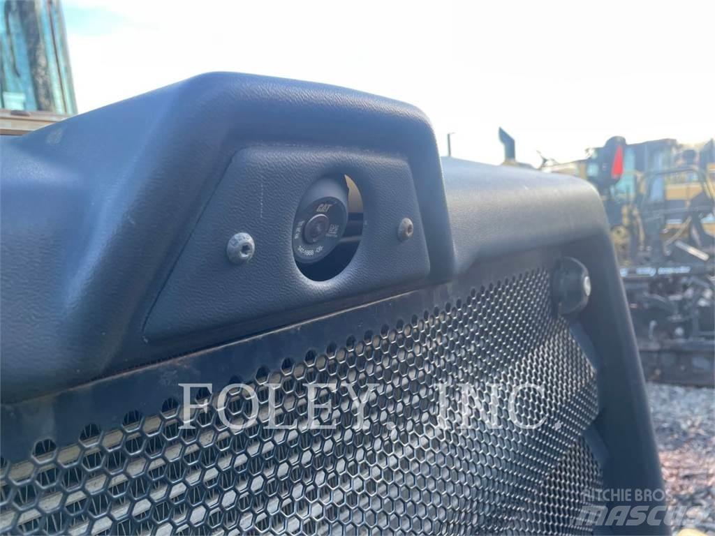 CAT 918M Фронтальні навантажувачі