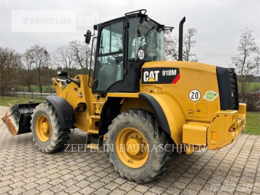 CAT 918M Фронтальні навантажувачі