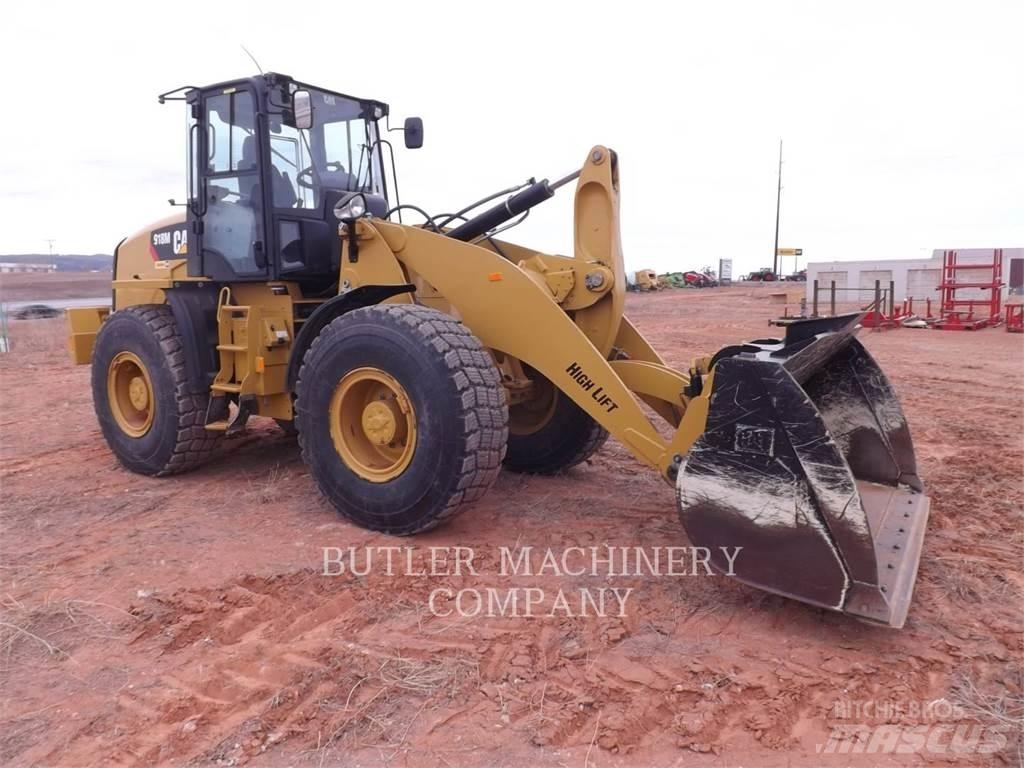 CAT 918M Фронтальні навантажувачі