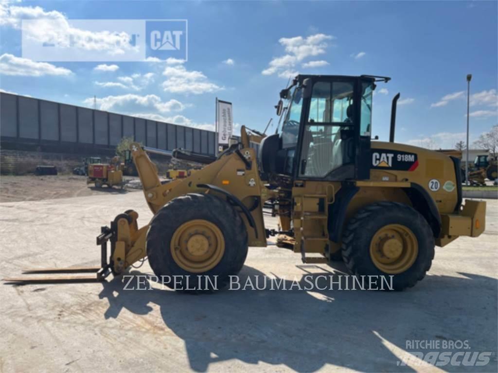 CAT 918M Фронтальні навантажувачі