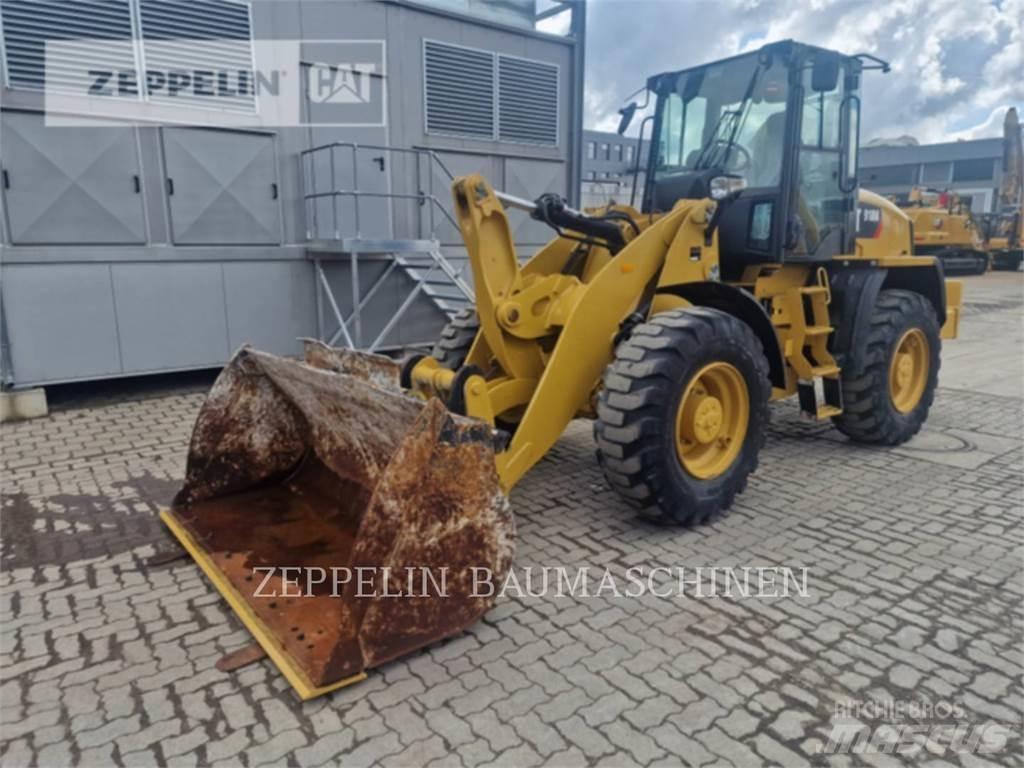 CAT 918M Фронтальні навантажувачі