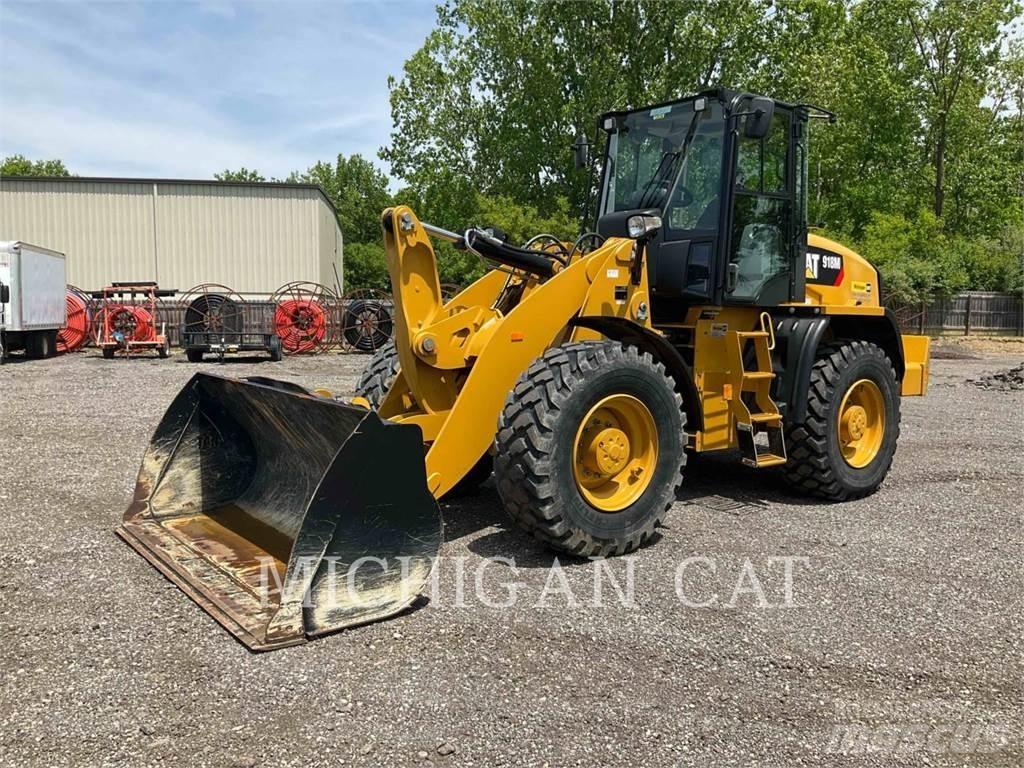CAT 918M ARQ Фронтальні навантажувачі