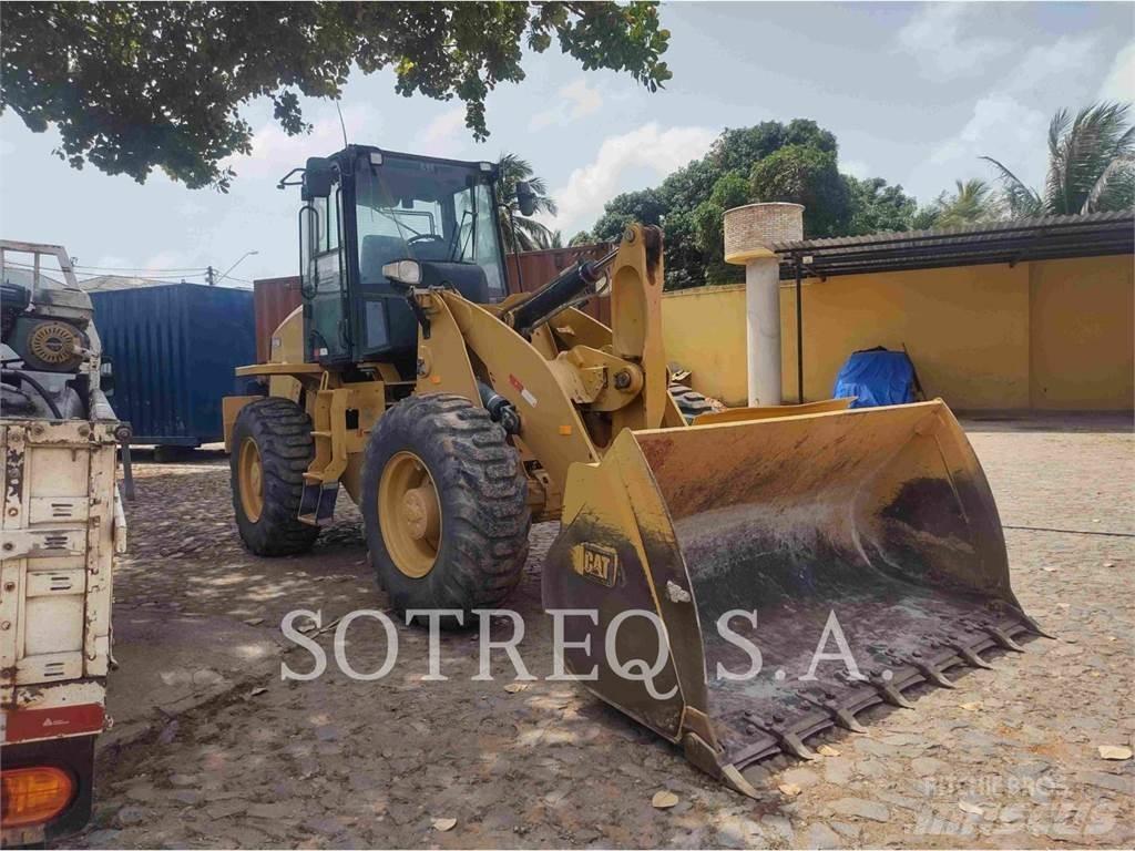 CAT 920 Фронтальні навантажувачі
