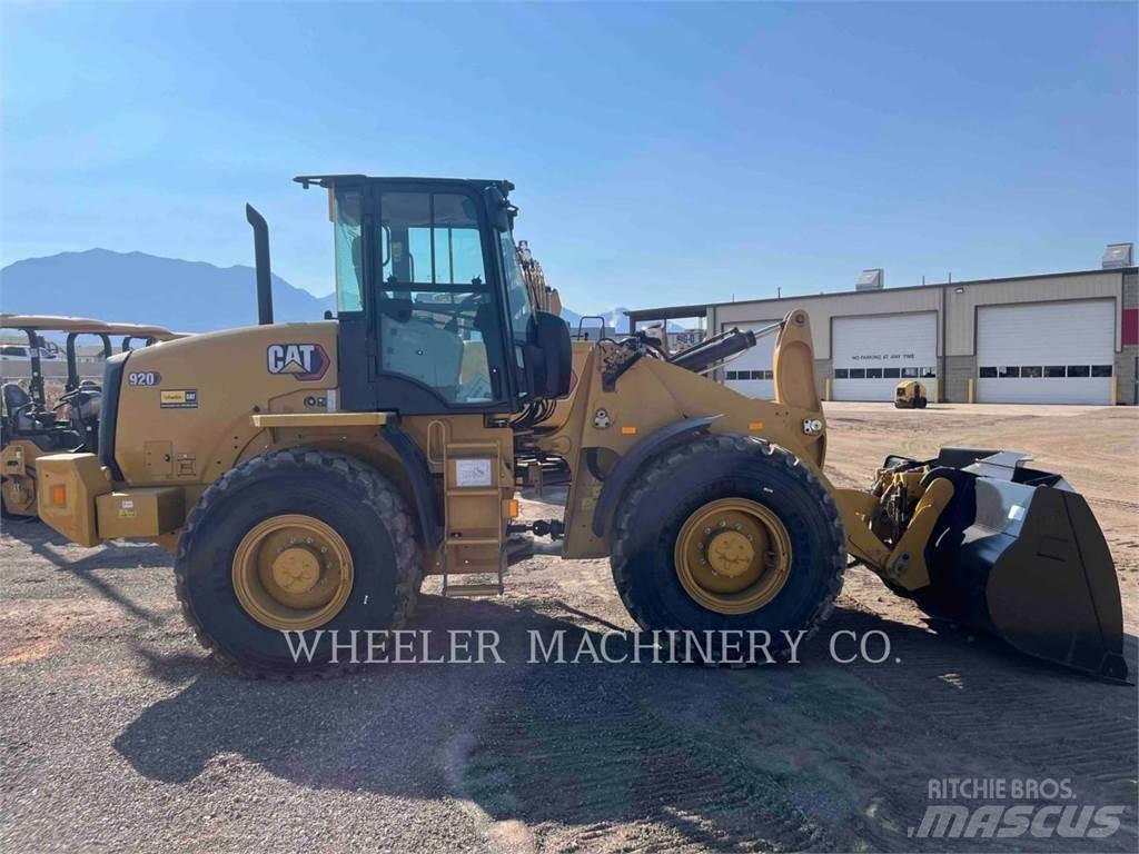CAT 920 Фронтальні навантажувачі