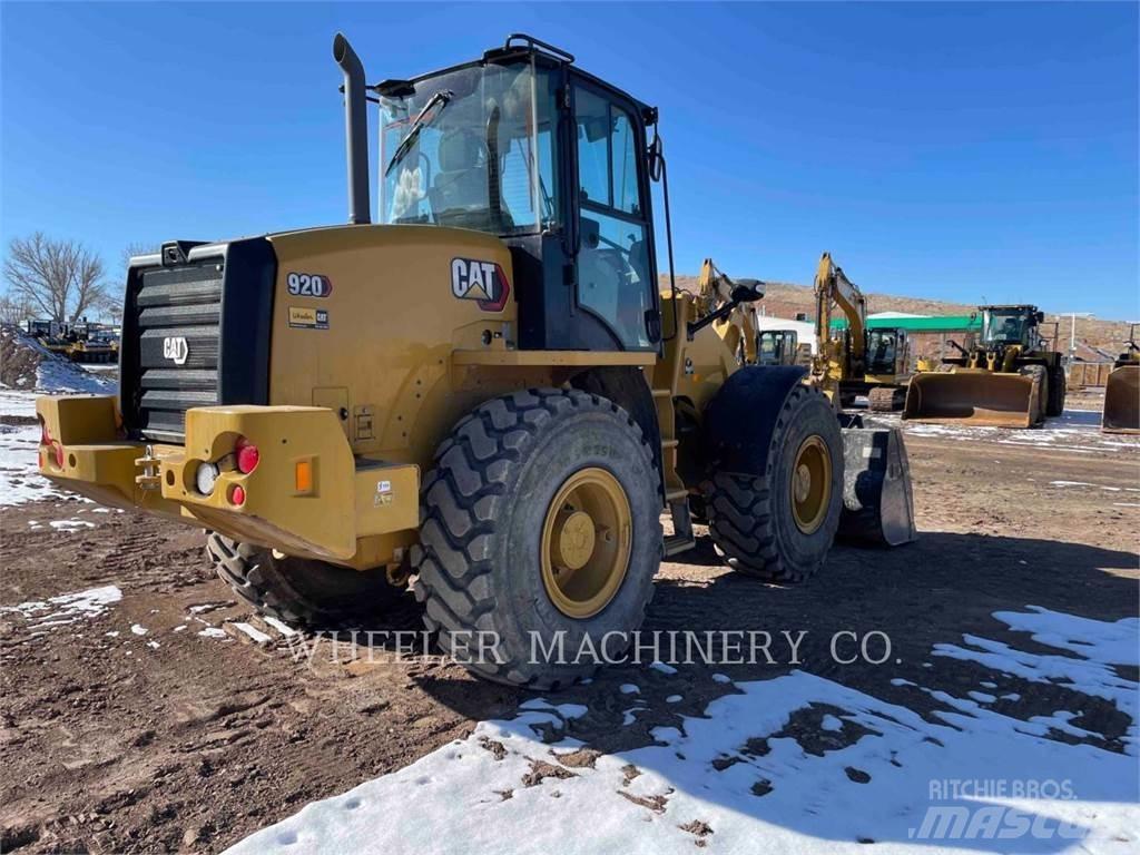 CAT 920 Фронтальні навантажувачі