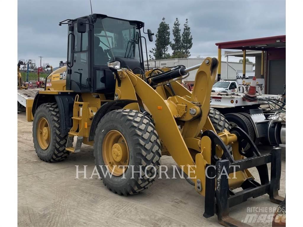 CAT 920 Фронтальні навантажувачі
