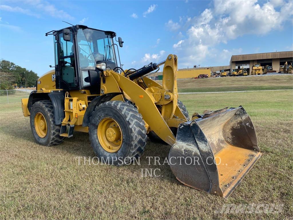 CAT 920 Фронтальні навантажувачі
