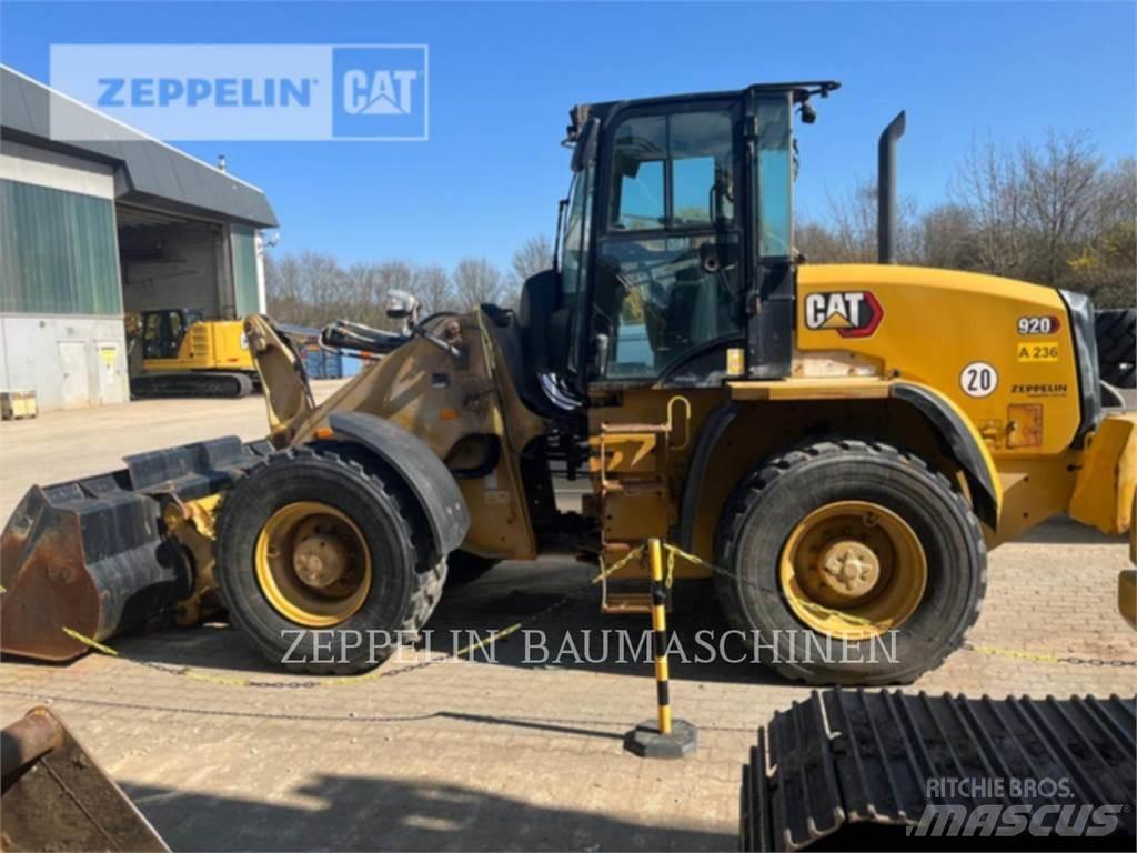 CAT 920-14A Фронтальні навантажувачі
