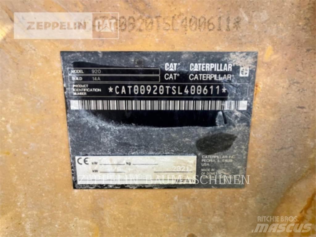 CAT 920-14A Фронтальні навантажувачі