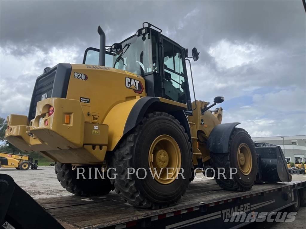 CAT 920 FQC Фронтальні навантажувачі