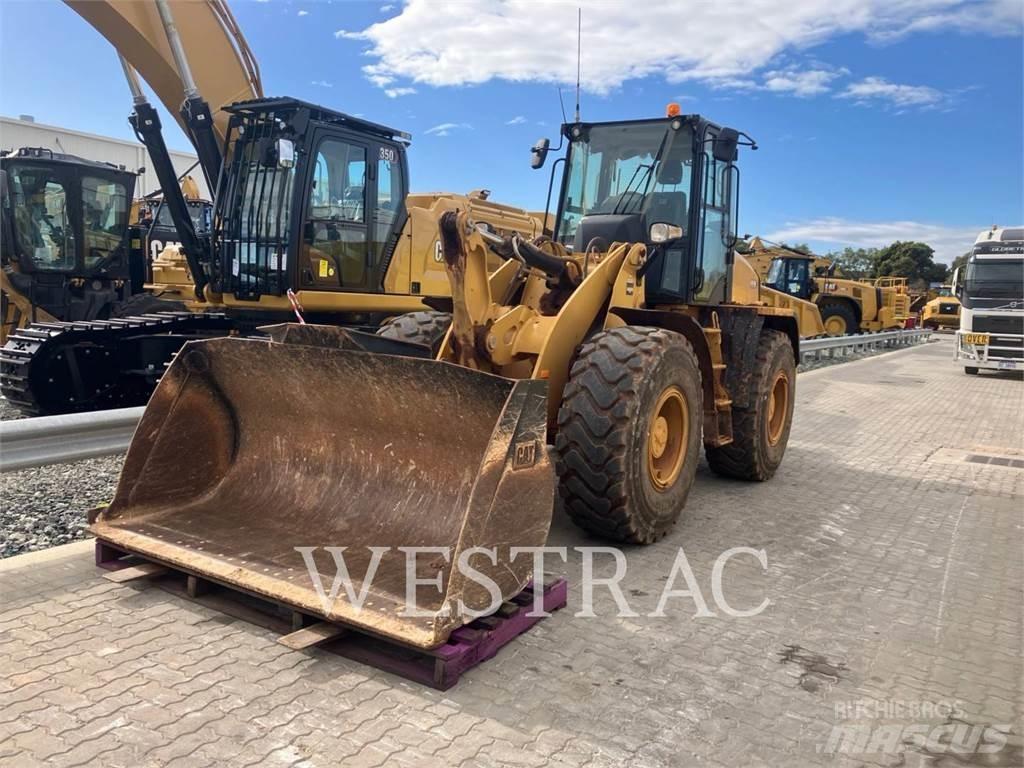 CAT 920K Фронтальні навантажувачі