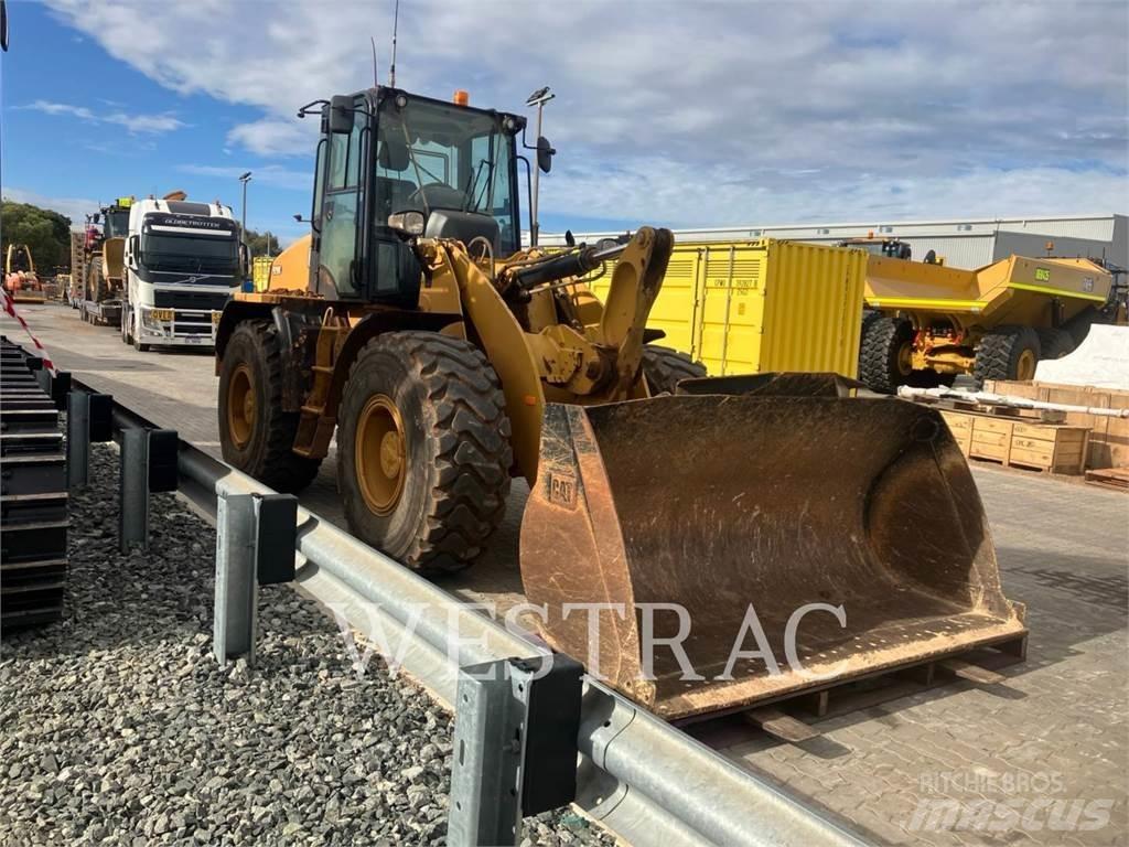 CAT 920K Фронтальні навантажувачі