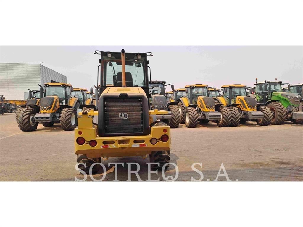 CAT 920K Фронтальні навантажувачі