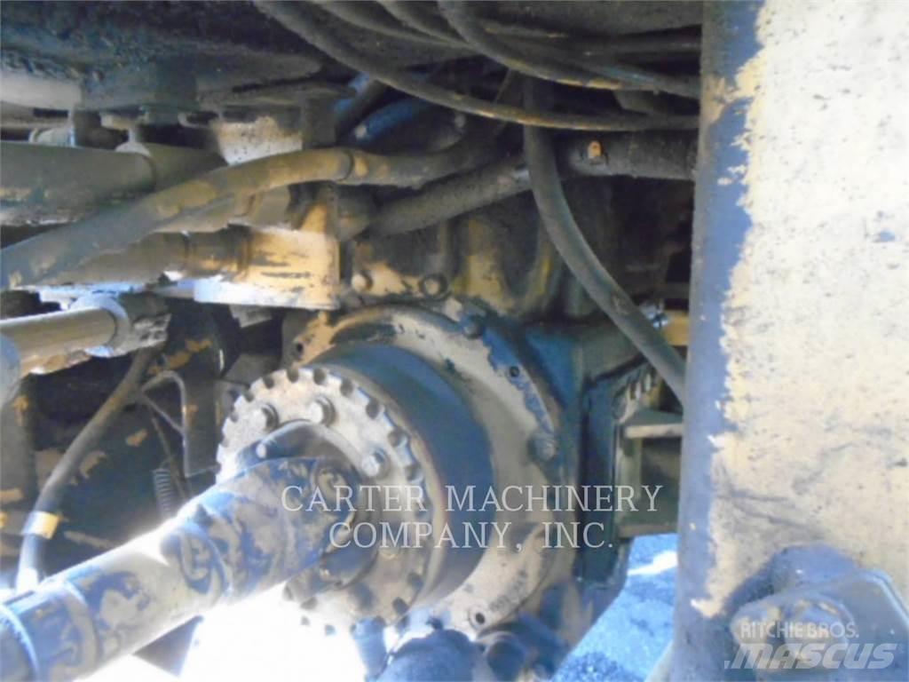 CAT 924GZ Фронтальні навантажувачі