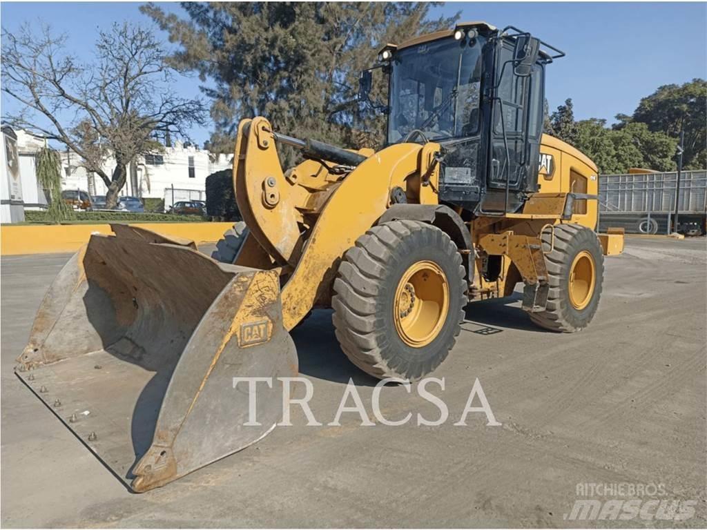 CAT 924K Фронтальні навантажувачі