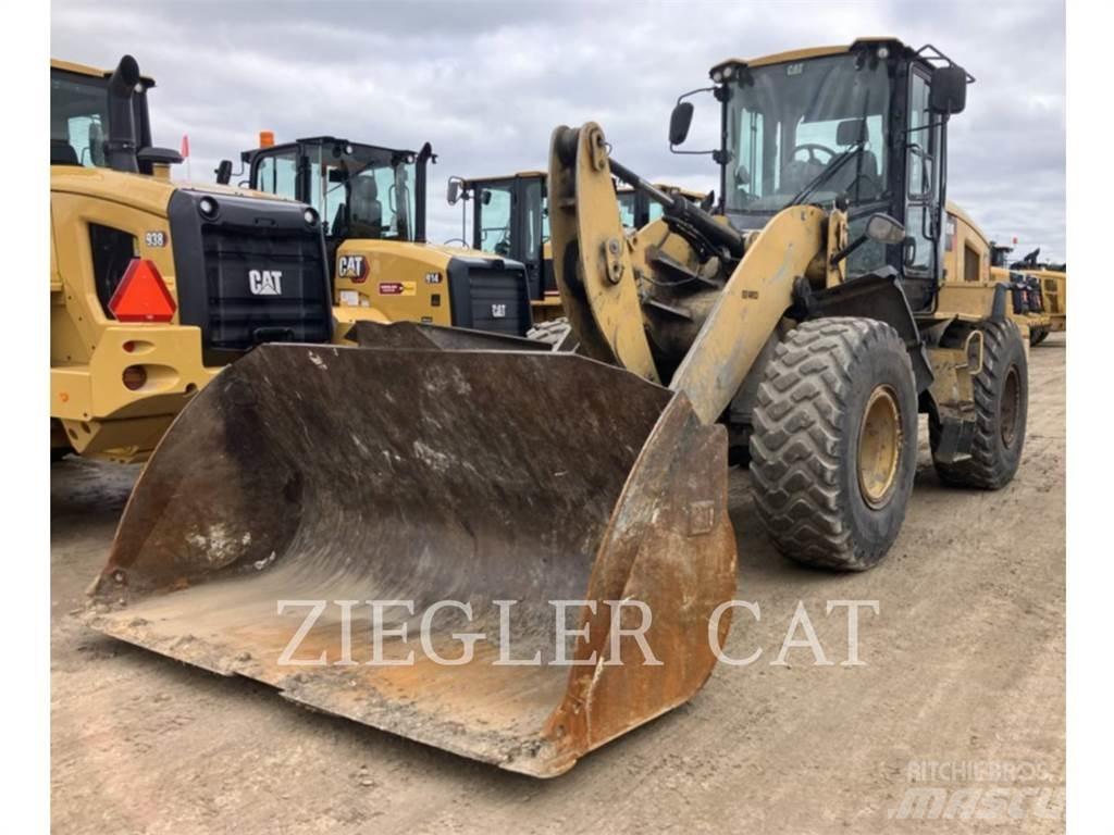 CAT 924K Фронтальні навантажувачі